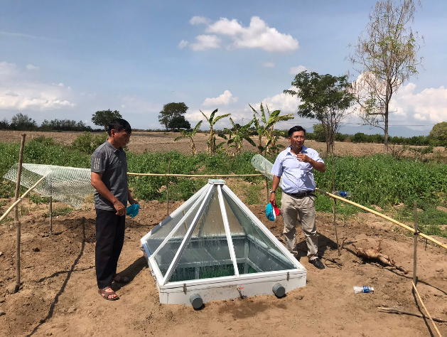 CENTER FOR ENVIRONMENTAL MATERIAL AND TECHNOLOGY 