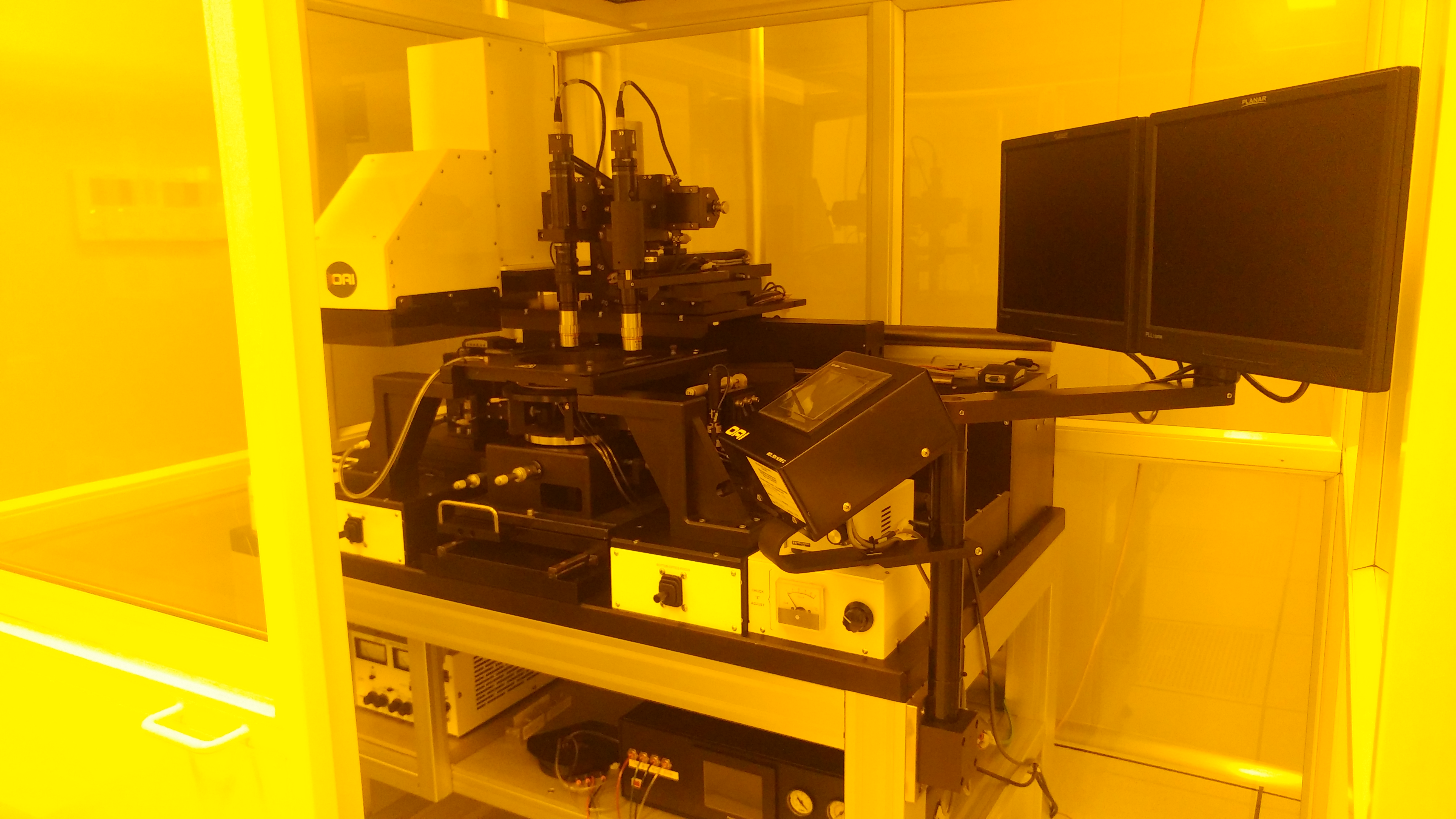 Lithography Equipment (URE 2000S)